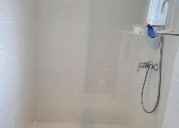 A Vigna Vecchia D'hotes 4* פורטו-וישיו