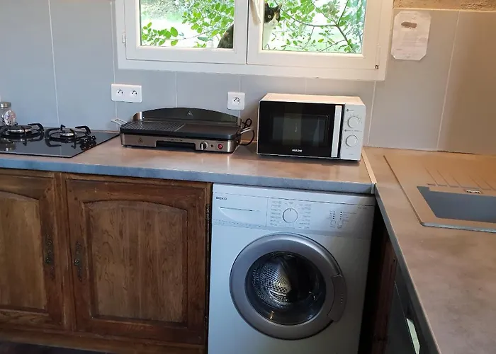 A Vigna Vecchia D'hotes לינה וארוחת בוקר פורטו-וישיו