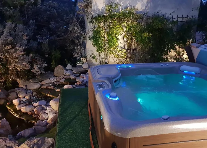 לינה וארוחת בוקר A Vigna Vecchia D'hotes 4*